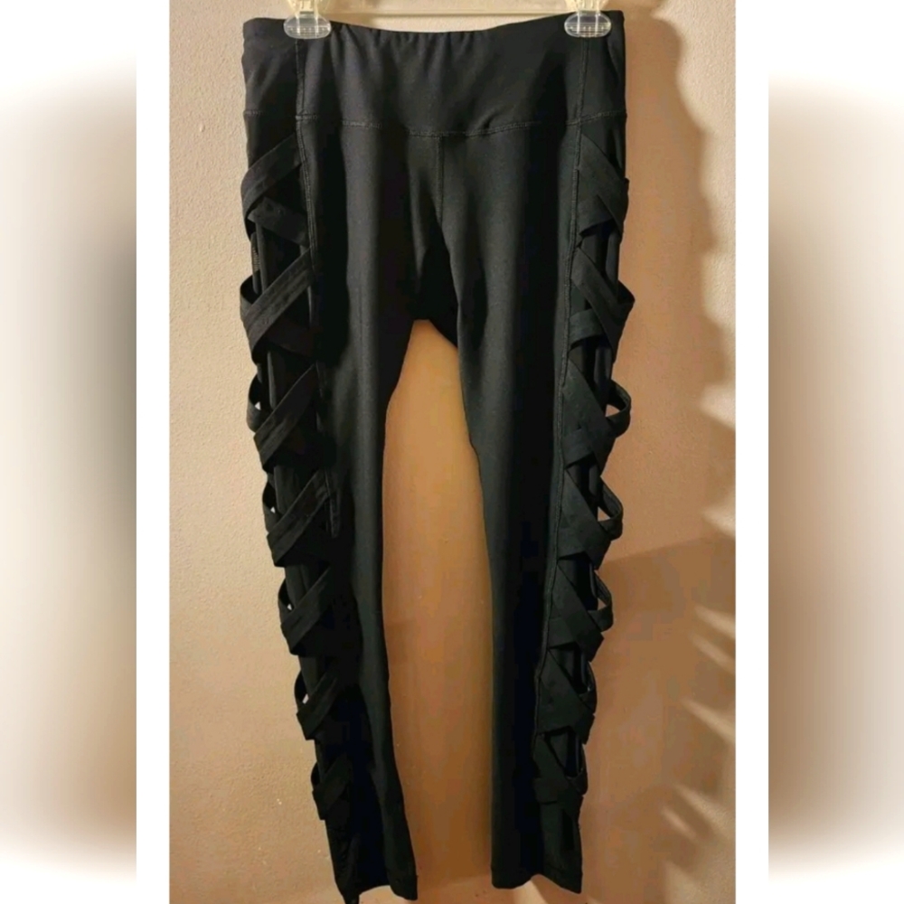 90 Degree by Reflex Black Leggings, Size Medium, Peek-a-boo Mesh Accents